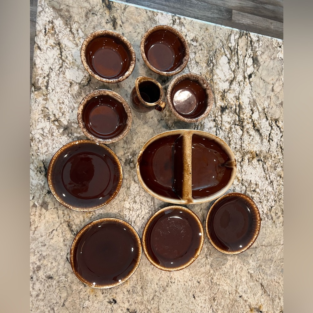 VINTAGE 1968 McCoy brown drip 10 piece set